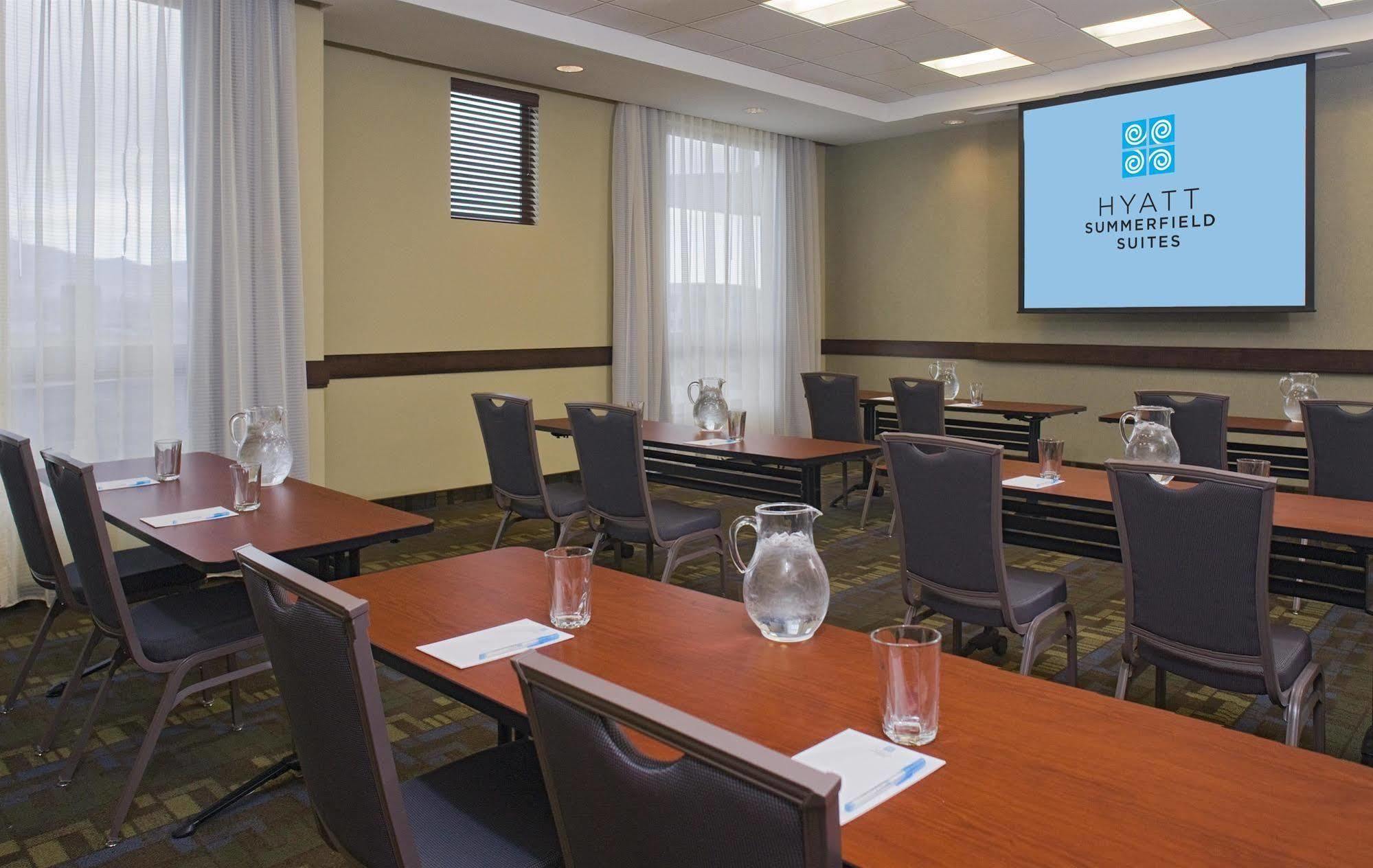 Hyatt House Airport DEN