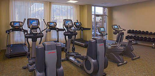 Hyatt House Airport 3* DEN